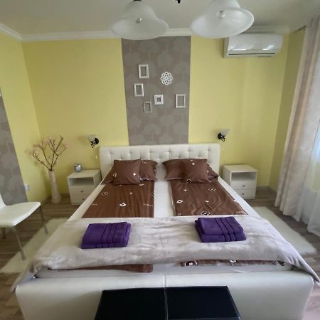 Eszter Apartman Erlau Exterior foto