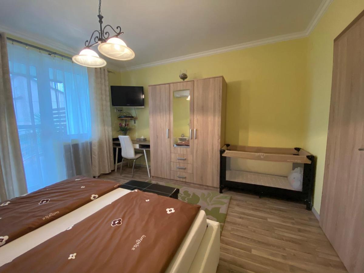 Eszter Apartman Erlau Exterior foto