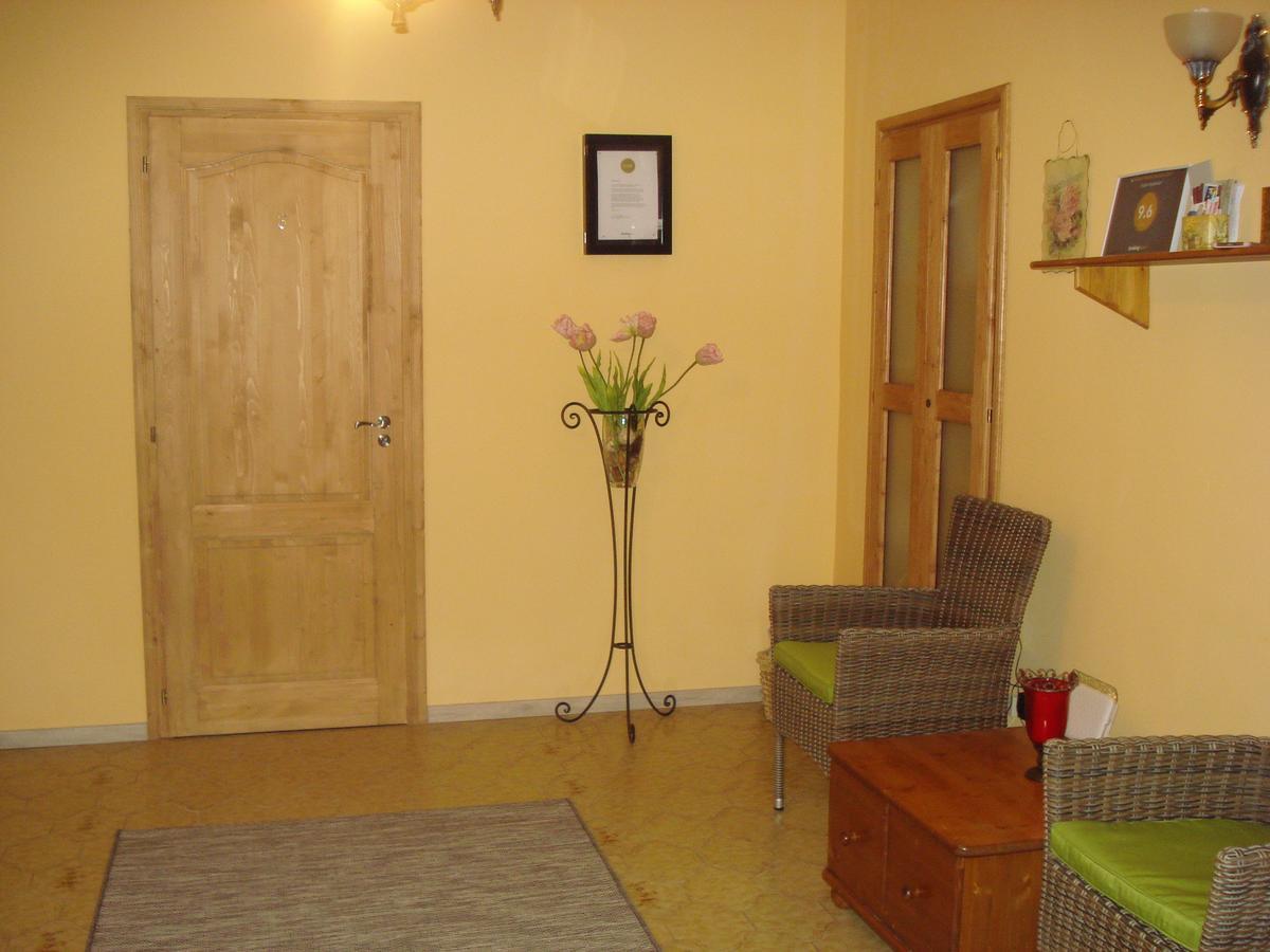 Eszter Apartman Erlau Exterior foto